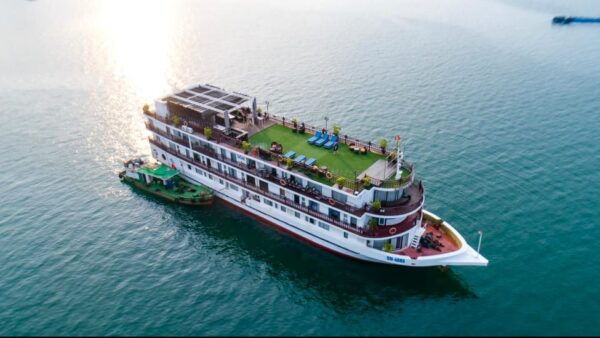 Cat Ba: Ha Long Bay 2D1N Cruise, Sung Sot Cave, Titop Island - Frequently Asked Questions