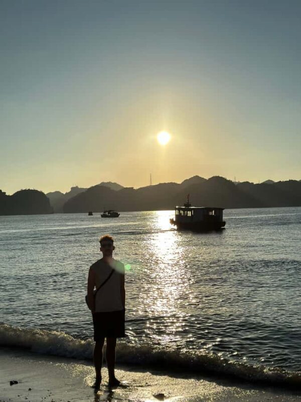 Cat Ba: Lan Ha Bay Boat Tour with Monkey island and sunset - FAQ