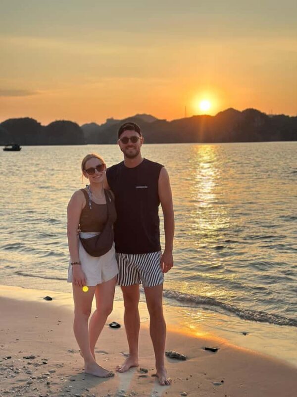 Cat Ba: Lan Ha Bay Boat Tour with Monkey island and sunset - The Walk to Monkey Island