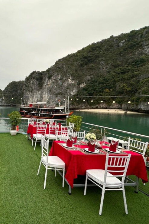 Cat Ba: Lan Ha Bay Boutique Cruises- Bike Tour, Kayak, Meals - Exciting Activities and Experiences