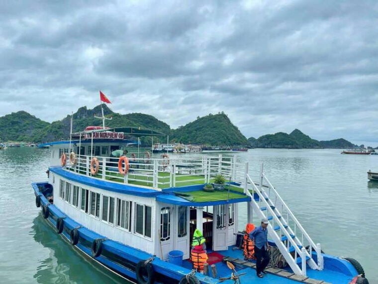 Cat Ba: Lan Ha Bay Halfday Cruise With Kayaking - Customer Reviews