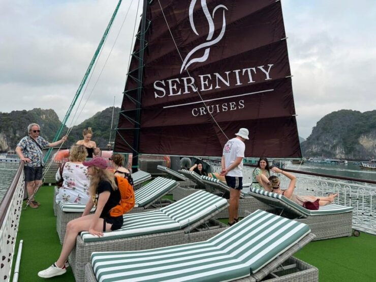 Cat Ba: Lan Ha Bay Premium Cruise W Kayak & Snorkel Full Day - Detailed Itinerary
