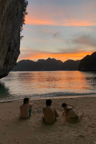 Cat Ba: Sunset and Plankton Bioluminescent Night Kayak - What to Bring
