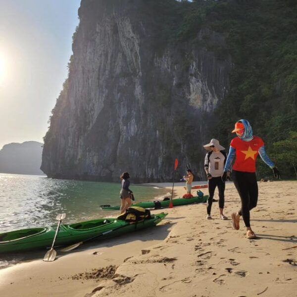Cat Ba_Kayaking Exploring Lan Ha Bay and Ba Trai Dao - Booking Details