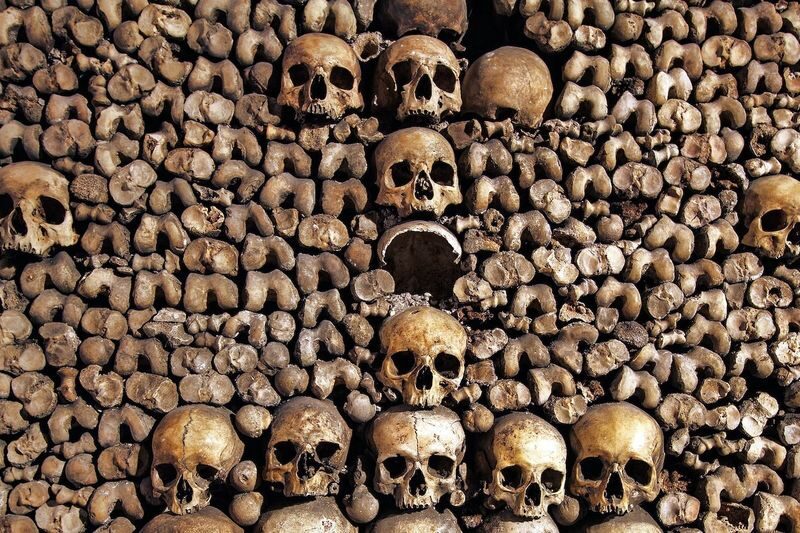 Catacombs of Paris Ticket in Paris - The bone-lined chambers are the heart of the visit
