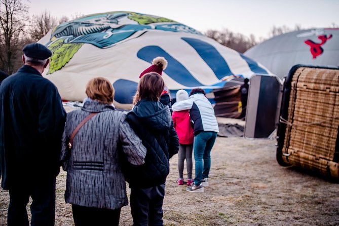 Catalonia Hot Air Balloon Ride and Breakfast Over the Volcanoes of La Garrotxa - Inclusions