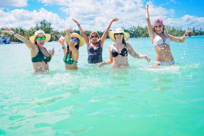 Catamaran Booze Cruise And Snorkeling Punta Cana - The Sum Up