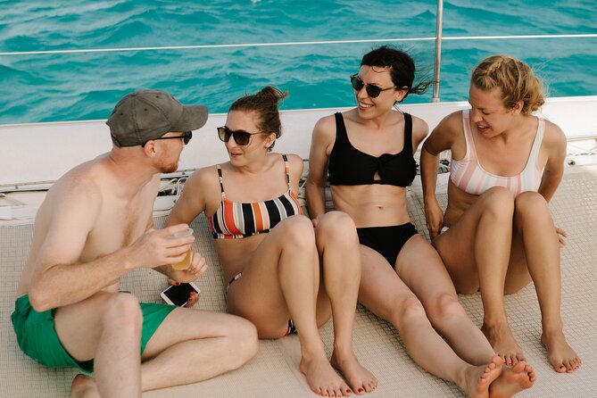 Catamaran Cancun to Isla Mujeres Lunch Openbar and Snorkeling - Start and End Time