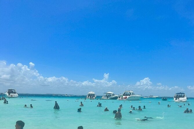 Catamaran Cancun to Isla Mujeres Lunch Openbar and Snorkeling - The Sum Up