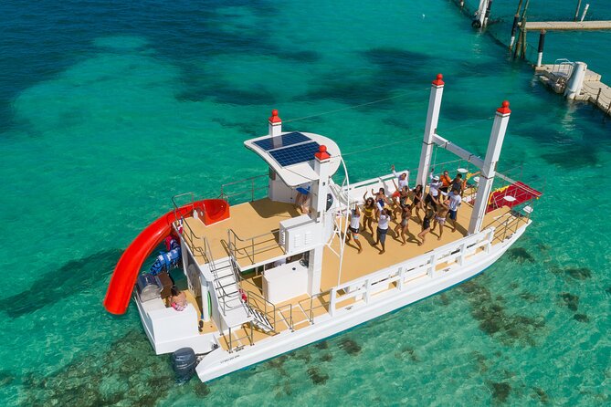 Catamaran Family Boat in Punta Cana - Exploring the Beautiful Beaches and Snorkeling Spots