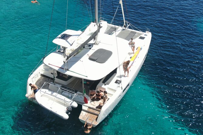Catamaran in Alghero, Daily Boat Trip - The Sum Up