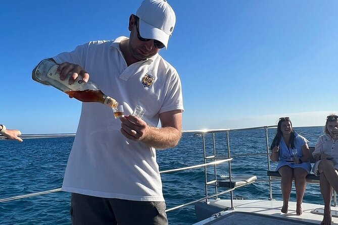 CATAMARAN OCEAN CRUISE TOUR, Food & Drinks Included! - Common Questions