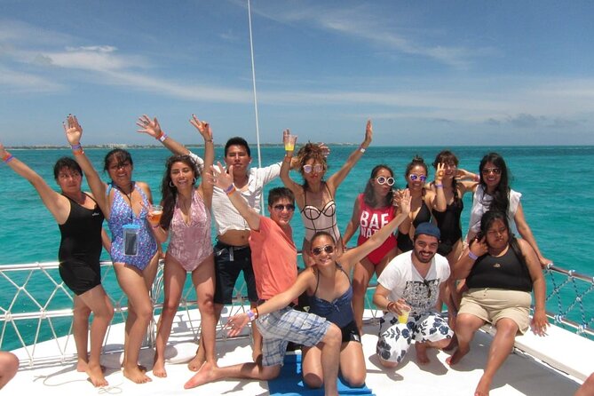 Catamaran Party Boat Cancun - Directions