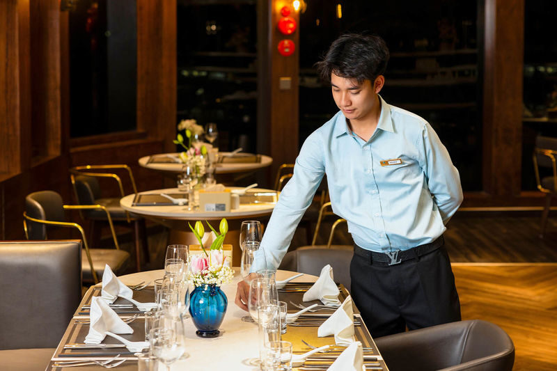 Catamaran Premium Day Cruise: Ha Long Bay & Lan Ha Bay Tour - Cooking demonstration and sunset tea
