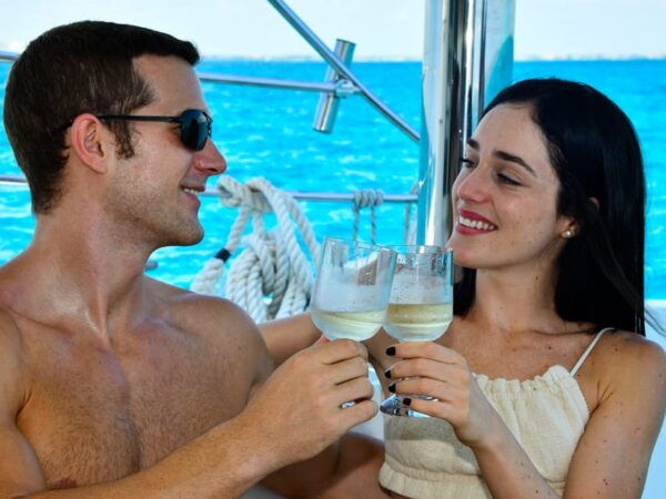CATAMARAN ROYAL SWIM VIP - Frequently Asked Questions