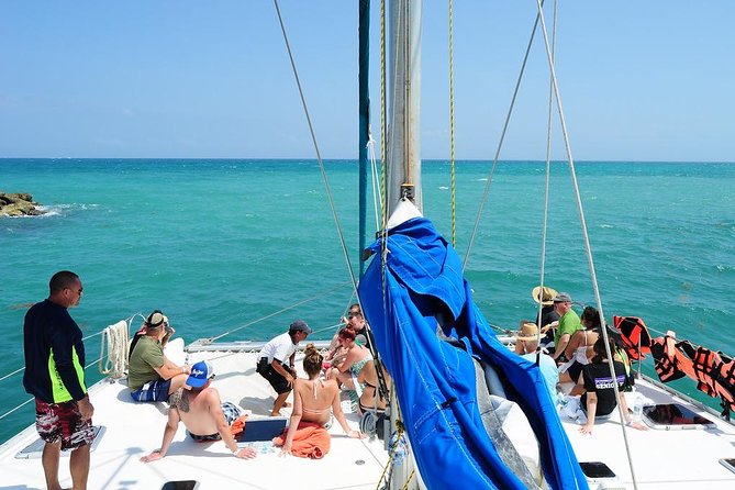 Catamaran Sail and Snorkeling Tour With Open Bar in Puerto Morelos - Traveler Reviews
