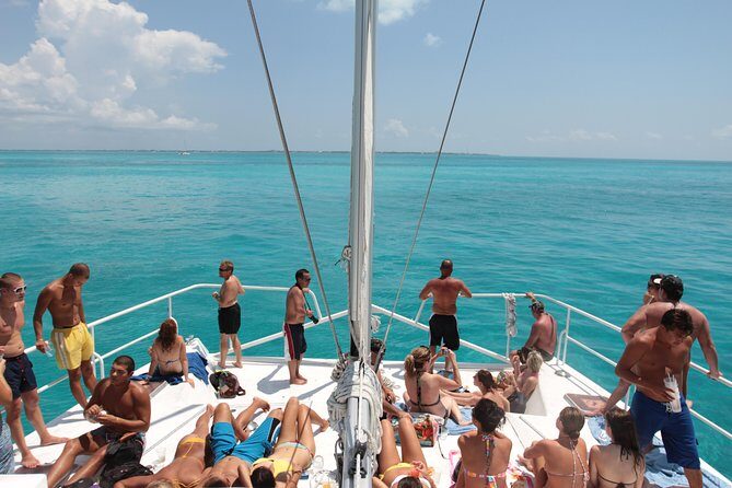 Catamaran Sailing to isla mujeres open bar included - Good To Know  