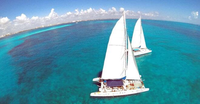 Catamaran to Isla Mujeres Open Barff - Beach Club Experience
