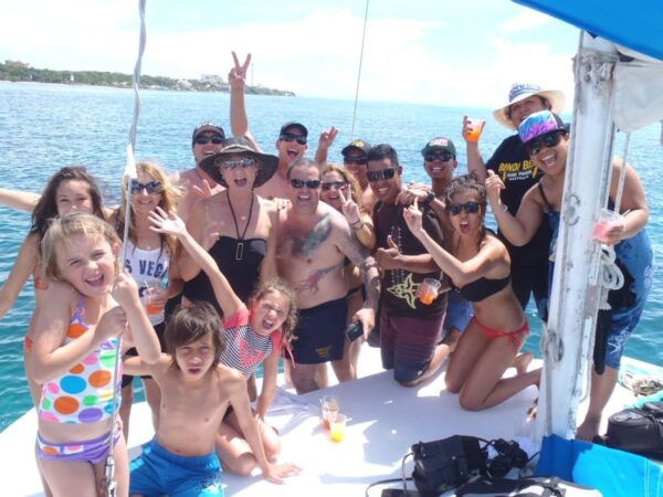 Catamaran to Isla Mujeres Open Barff - Sail to Isla Mujeres