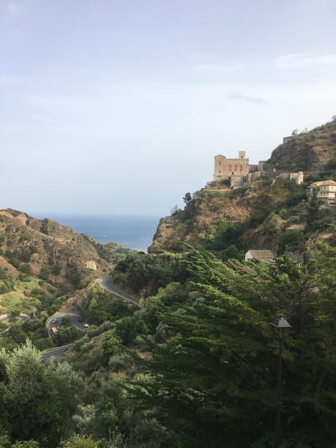 Catania Airport: Shuttle Transfer to Taormina - Booking Process and Cancellation
