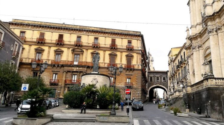 Catania: City Highlights Walking Tour - Tour Overview