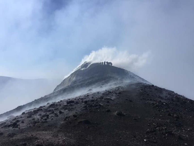 Catania: Etna Full-Day Trekking with Hotel Pickup - The Experience and Guides