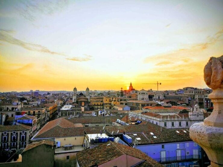 Catania: Evening City Secrets and Aperitif Tour - Activity Description