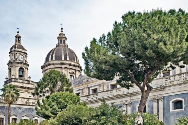 Catania Highlights Walking Tour With A Guide - Good To Know