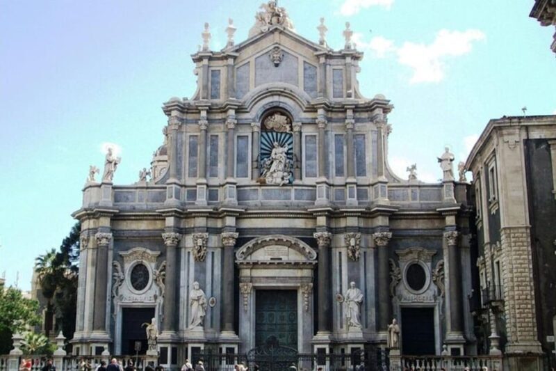 Catania Highlights Walking Tour With A Guide - What to Expect on the Tour