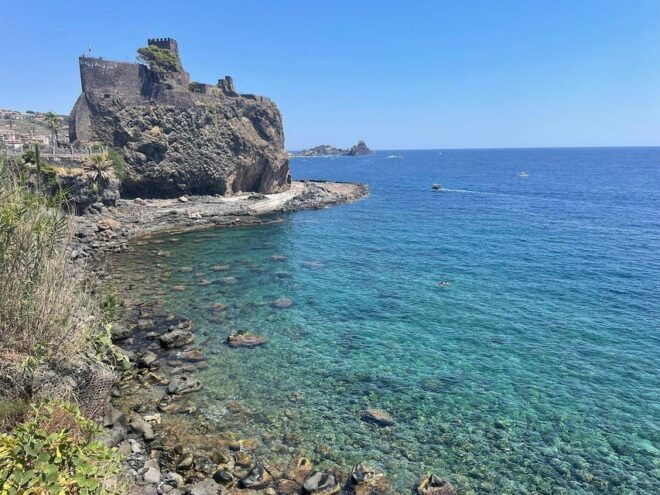 Catania: Hop-On, Hop-Off Bus to Acicastello and Acitrezza - Accessibility and Amenities