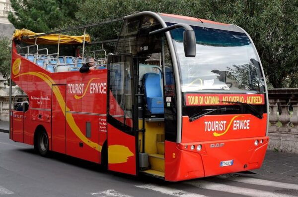 Catania: Hop-On, Hop-Off Bus to Acicastello and Acitrezza - Customer Feedback and Ratings