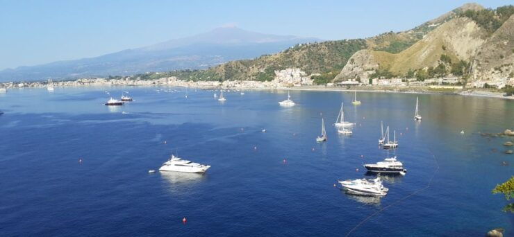 Catania: Savoca Godfather Tour & Taormina With Food Tasting - Good To Know