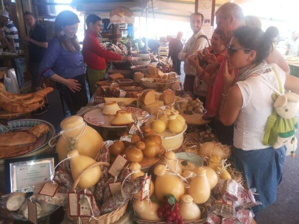 Catania: Savoca Godfather Tour & Taormina With Food Tasting - Customer Reviews