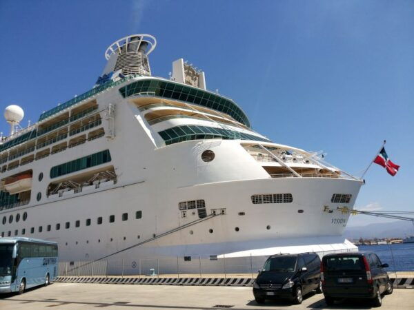 Catania: Savoca Godfather Tour & Taormina With Food Tasting - Experience Description