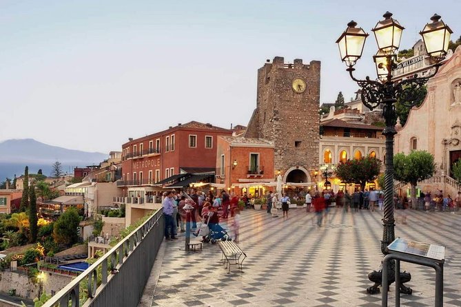 Catania Shore Excursion: Catania to Taormina and Castelmola - Operating Hours
