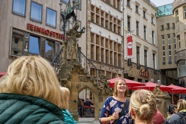 Cathedral and Old Town Walking Tour in Cologne - From cathedral forecourt to Old Town