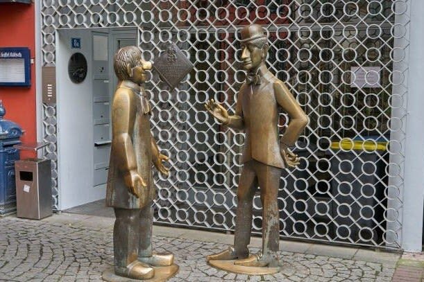 Cathedral and Old Town Walking Tour in Cologne - A Rhine pause and a Kölsch finish
