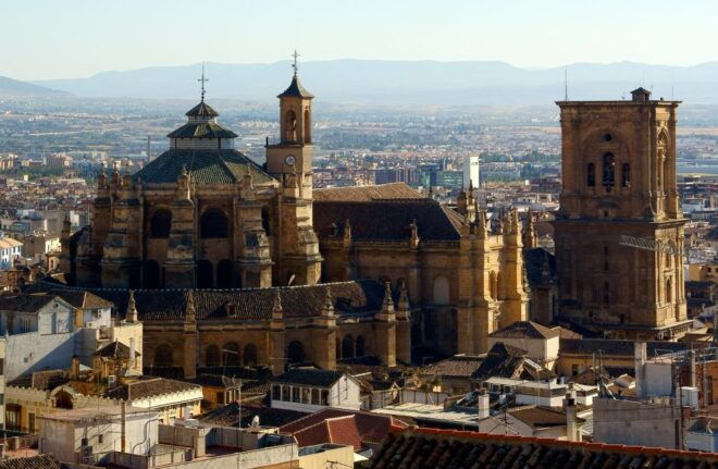 Cathedral and Royal Chapel With Albaicín and Sacromonte - Booking Information