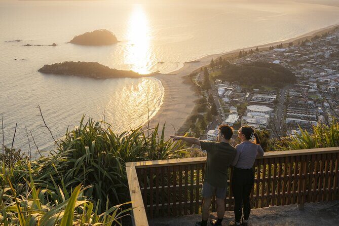 Cathedral Cove & Hot Water Beach with Lunch from Auckland - Authentic Experiences That Shine