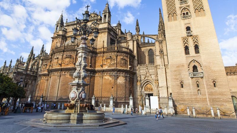Cathedral of Seville and Giralda Tour - What the price buys