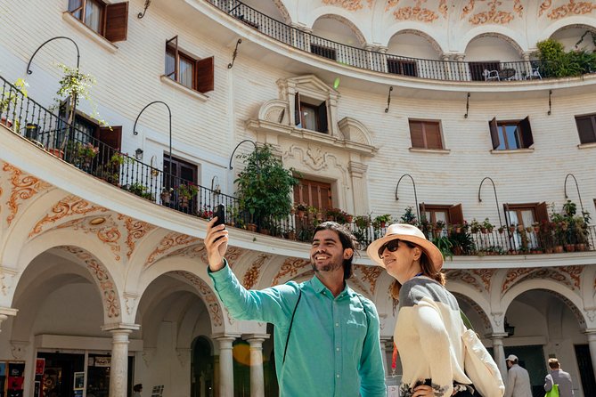 Cathedral & Surroundings Private Tour With Locals - Local Guide Expertise