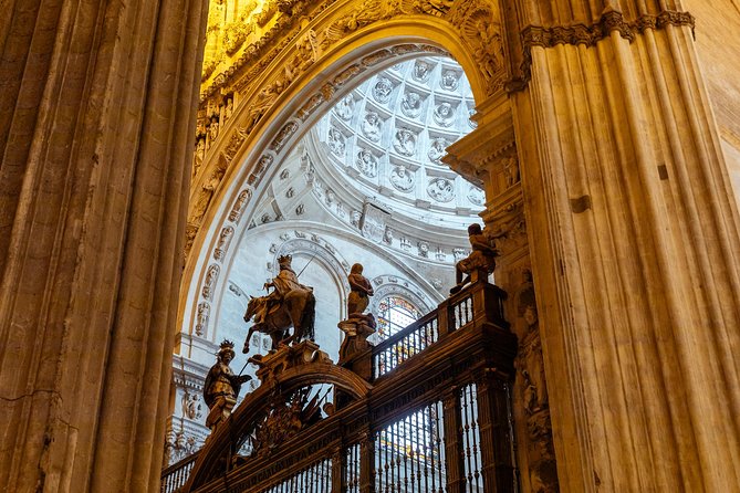 Cathedral & Surroundings Private Tour With Locals - Exclusive Access