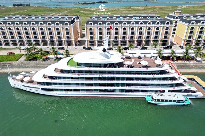 Catherine Cruise Halong Bay 2 Days/1 Night on 6 Star Cruise - An Introduction to the Catherine Cruise Experience