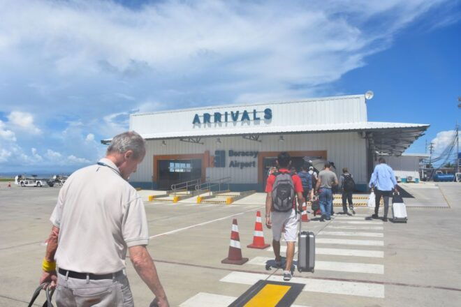 Caticlan: Shared Airport Transfer From/To Boracay - Option for Upgrade and Additional Services