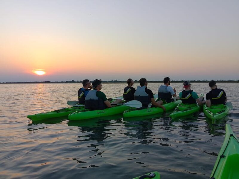 Cavallino: Sunset Kayak Tour in the Venetian Lagoon - Detailed Breakdown of the Itinerary
