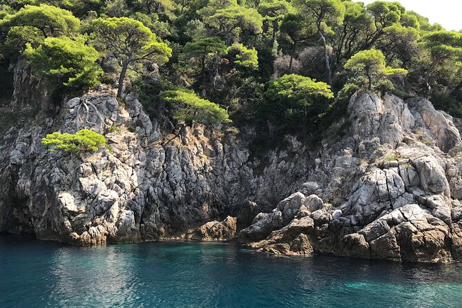 Cave Boat Tour - Small Group With Drinks - Meeting Point Details