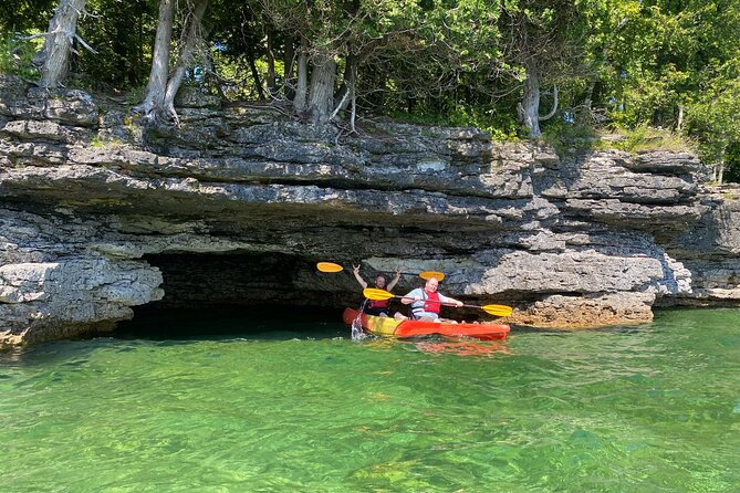 Cave Point Kayak Tour - Access to Whitefish Dunes State Park