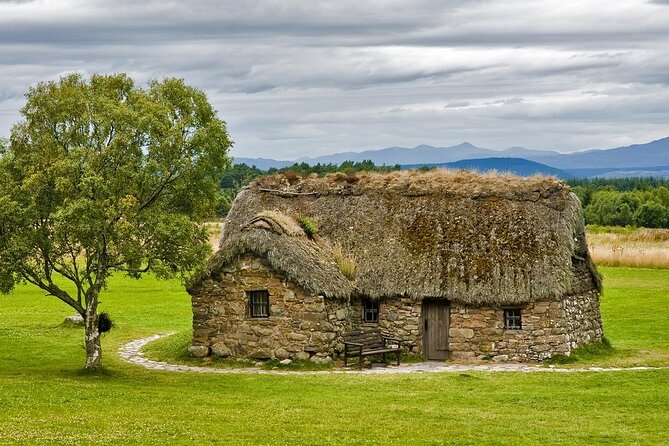 Cawdor Castle, Clava Cairns and Culloden Battlefield - Good To Know