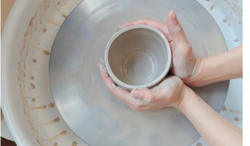 CC ART STUDIO - Hand-made/drawn ceramics experience | Couple/parent-child cooperation workshop | Prince Edward - What to know before you book