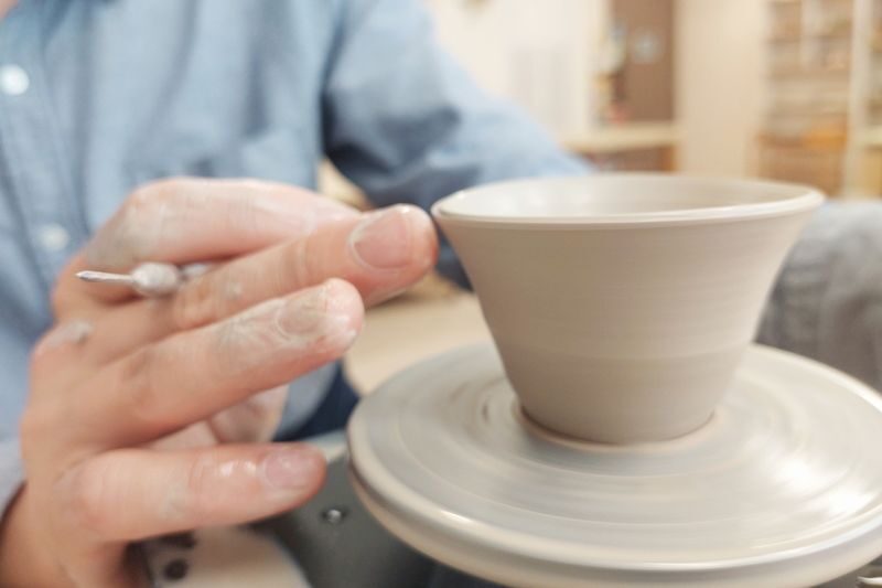 CC ART STUDIO - Hand-made/drawn ceramics experience | Couple/parent-child cooperation workshop | Prince Edward - Choose clay over another Hong Kong checklist